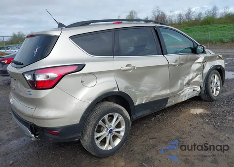 2018 Ford Escape Se z USA, uszkodzony, nr VIN 1FMCU9GD8JUD53607